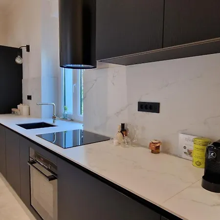 Mystique * 奥帕提亚