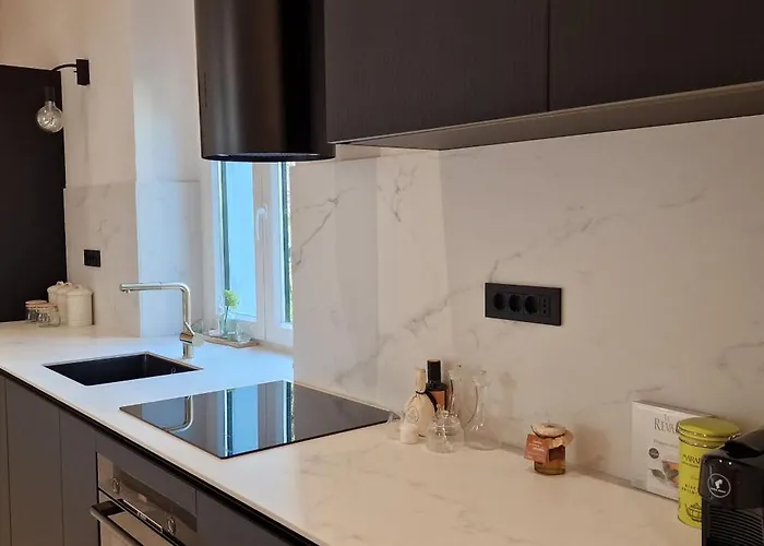 Mystique 오파티아